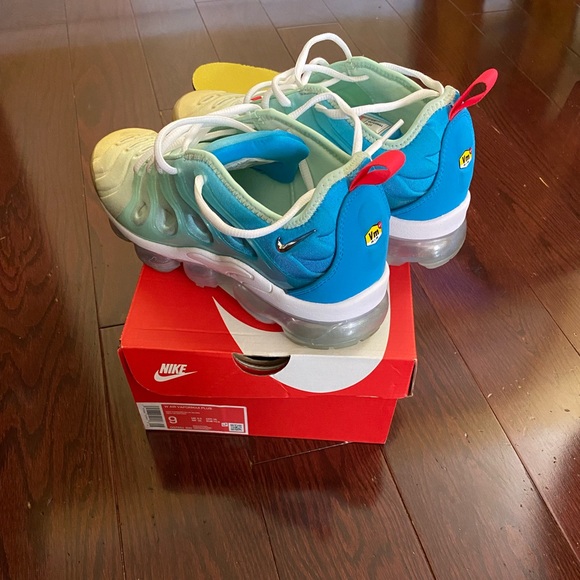 Nike Air Vapormax Plus Sneakers Blue & Green splashed with bit of yellow 🔥🔥🥰 - Picture 5 of 16
